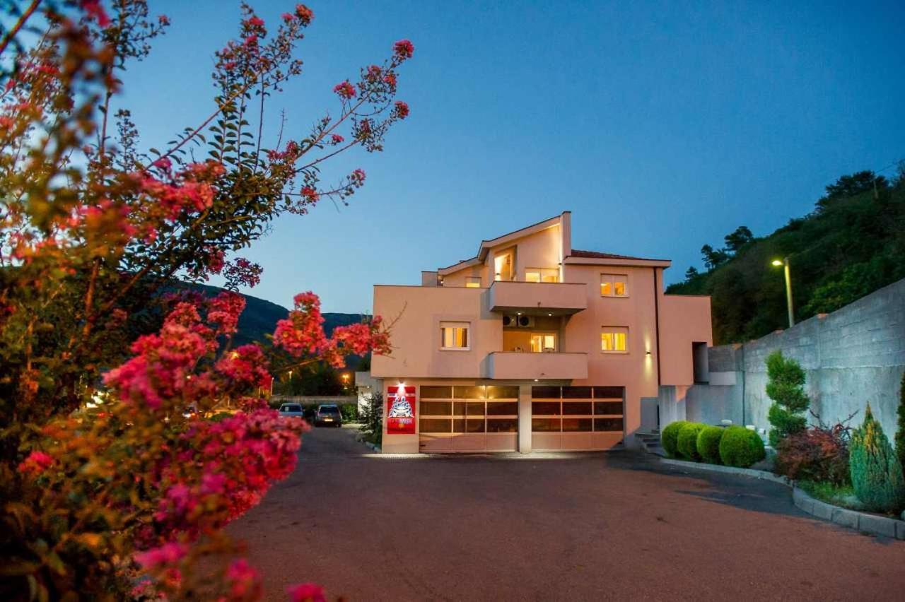 Villa Mir 莫斯塔尔 外观 照片